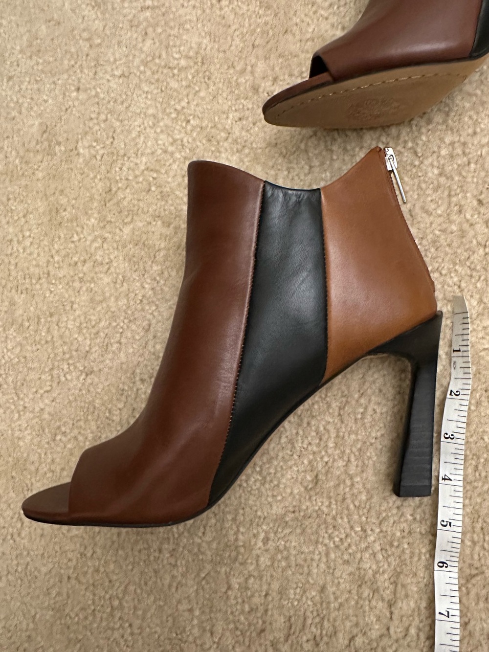 Vince Camuto Brown and Black Leather Color Block Peep-Toe Ankle Booties 9 Medium - Picture 3 of 5